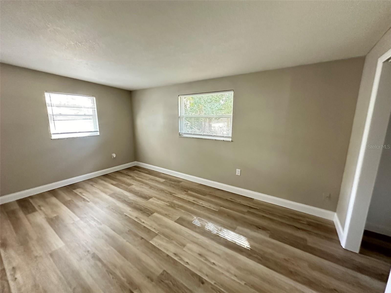 38737 12TH AVE — photo 12