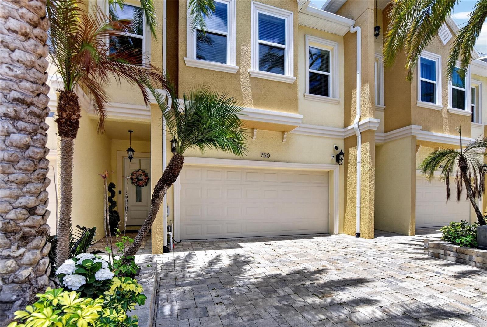 750 GRAND CYPRESS LN — photo 2