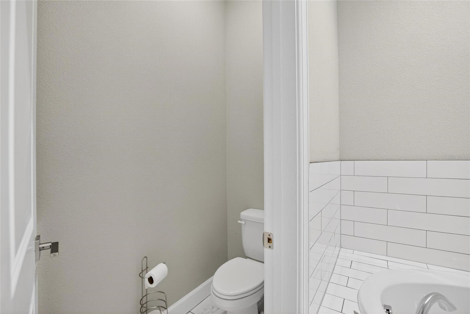 750 GRAND CYPRESS LN — photo 44