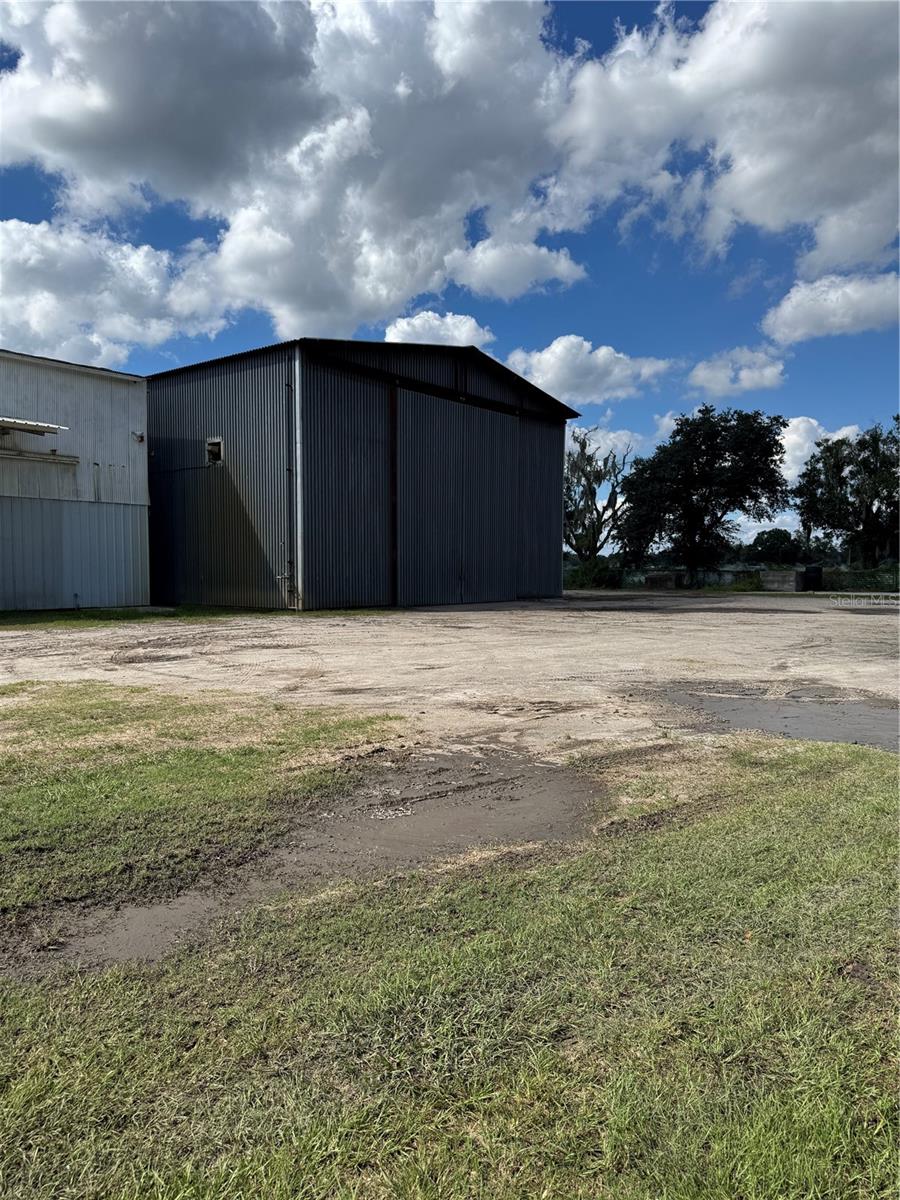 15550 CARUTHERS RD — photo 3