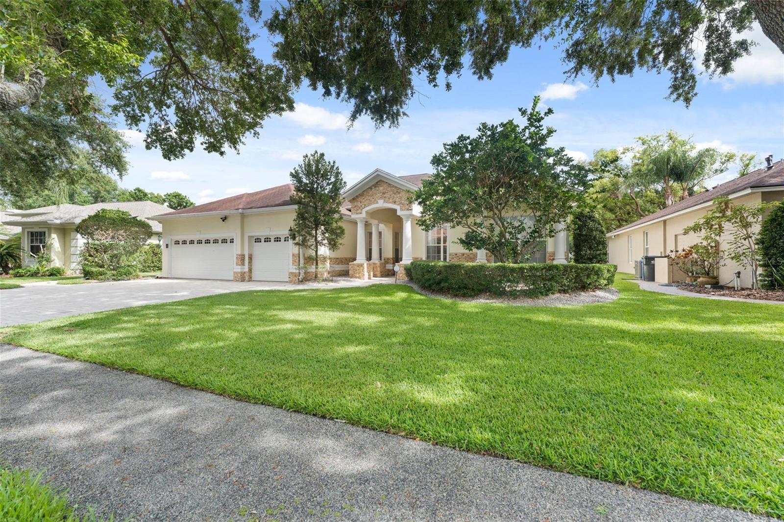 10310 CARROLL COVE PL — photo 2
