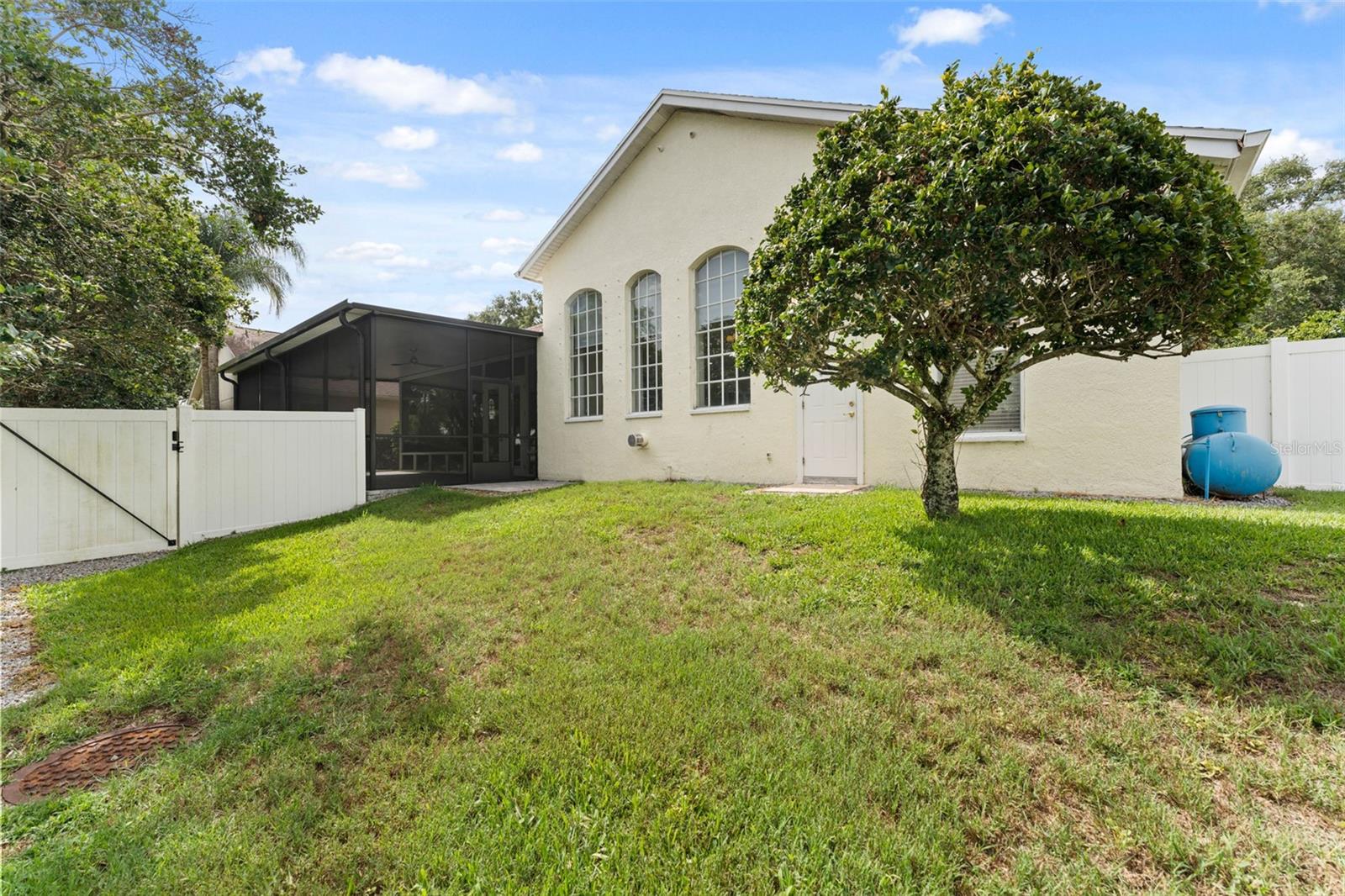 10310 CARROLL COVE PL — photo 40