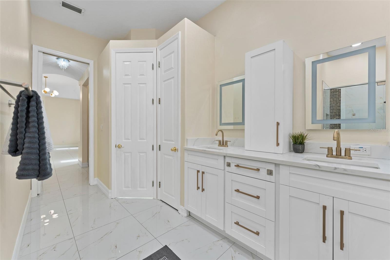 10310 CARROLL COVE PL — photo 21