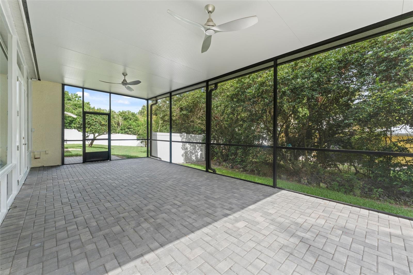 10310 CARROLL COVE PL — photo 37