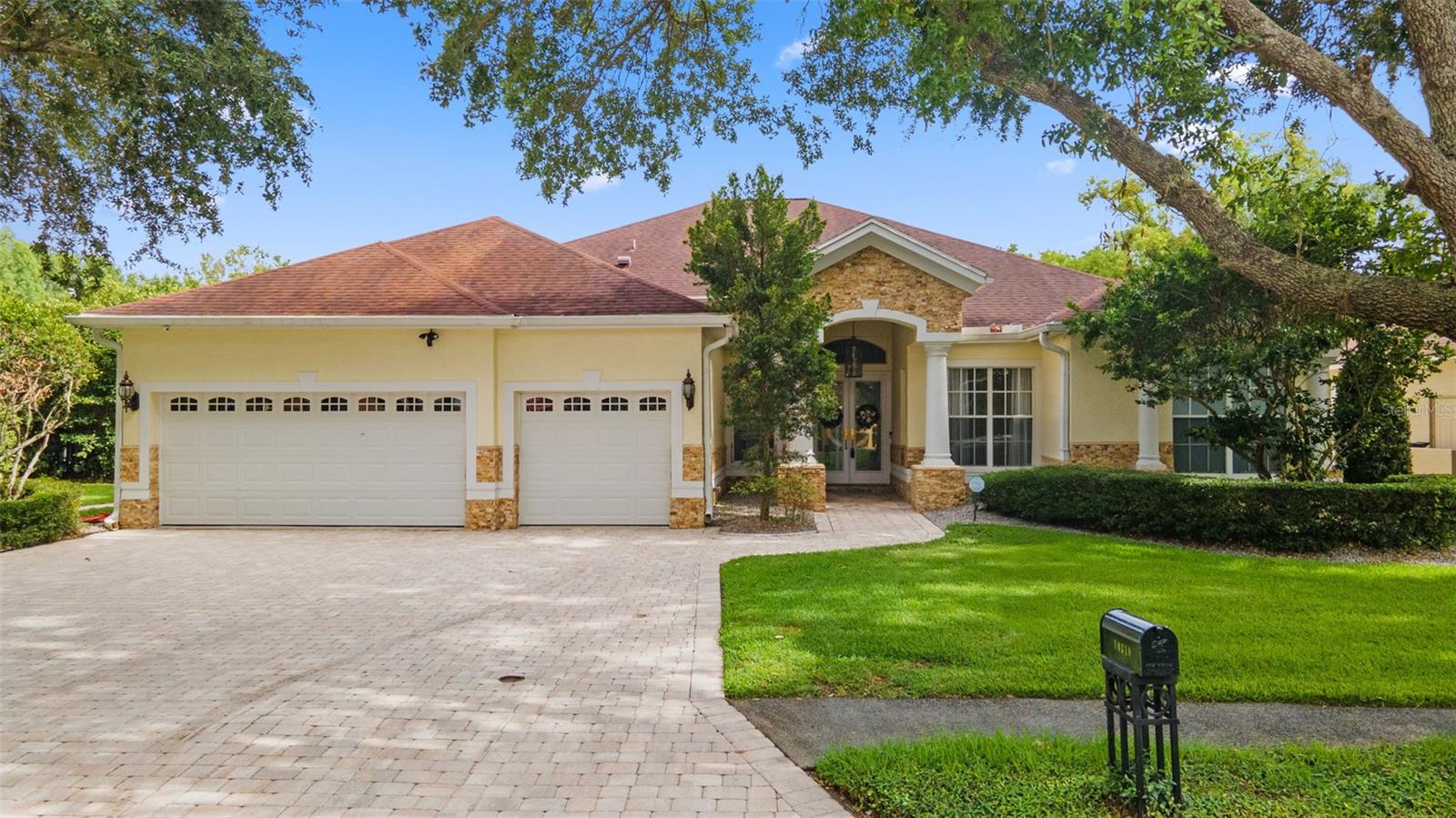 10310 CARROLL COVE PL — photo 42