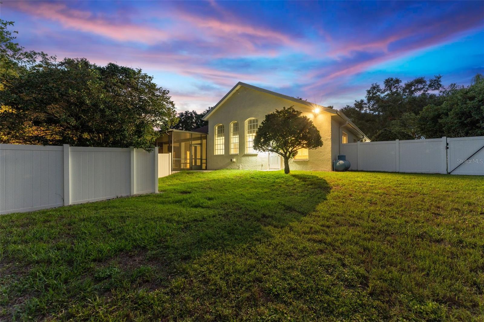 10310 CARROLL COVE PL — photo 54