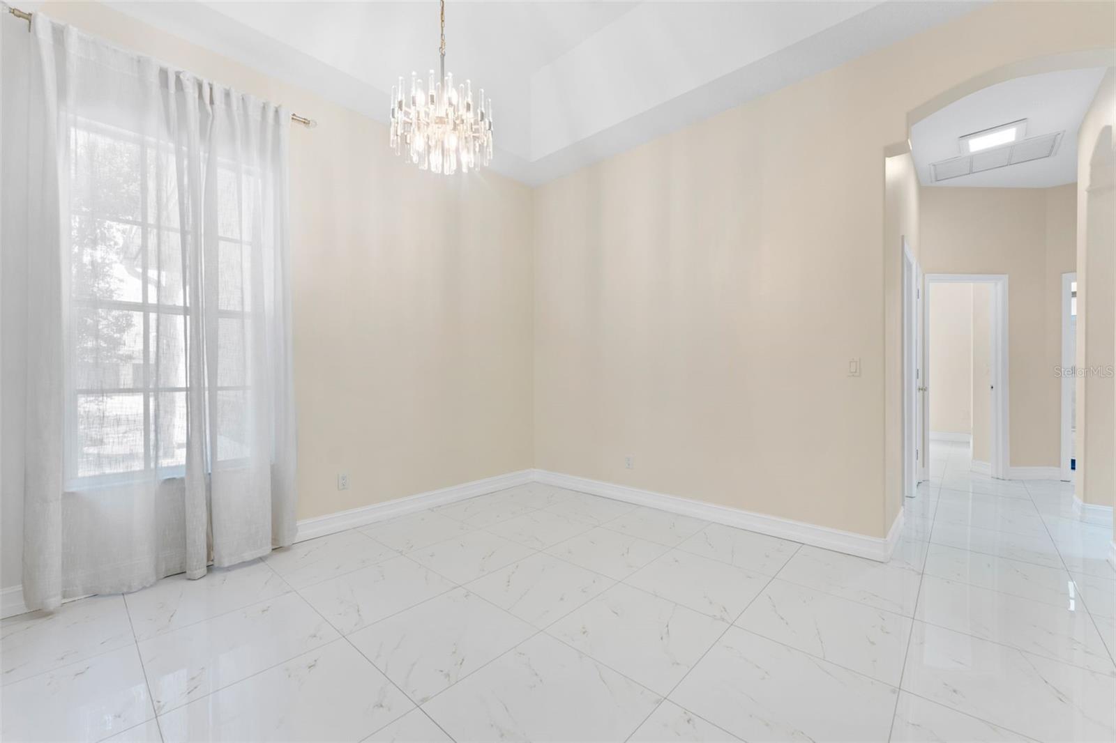 10310 CARROLL COVE PL — photo 6