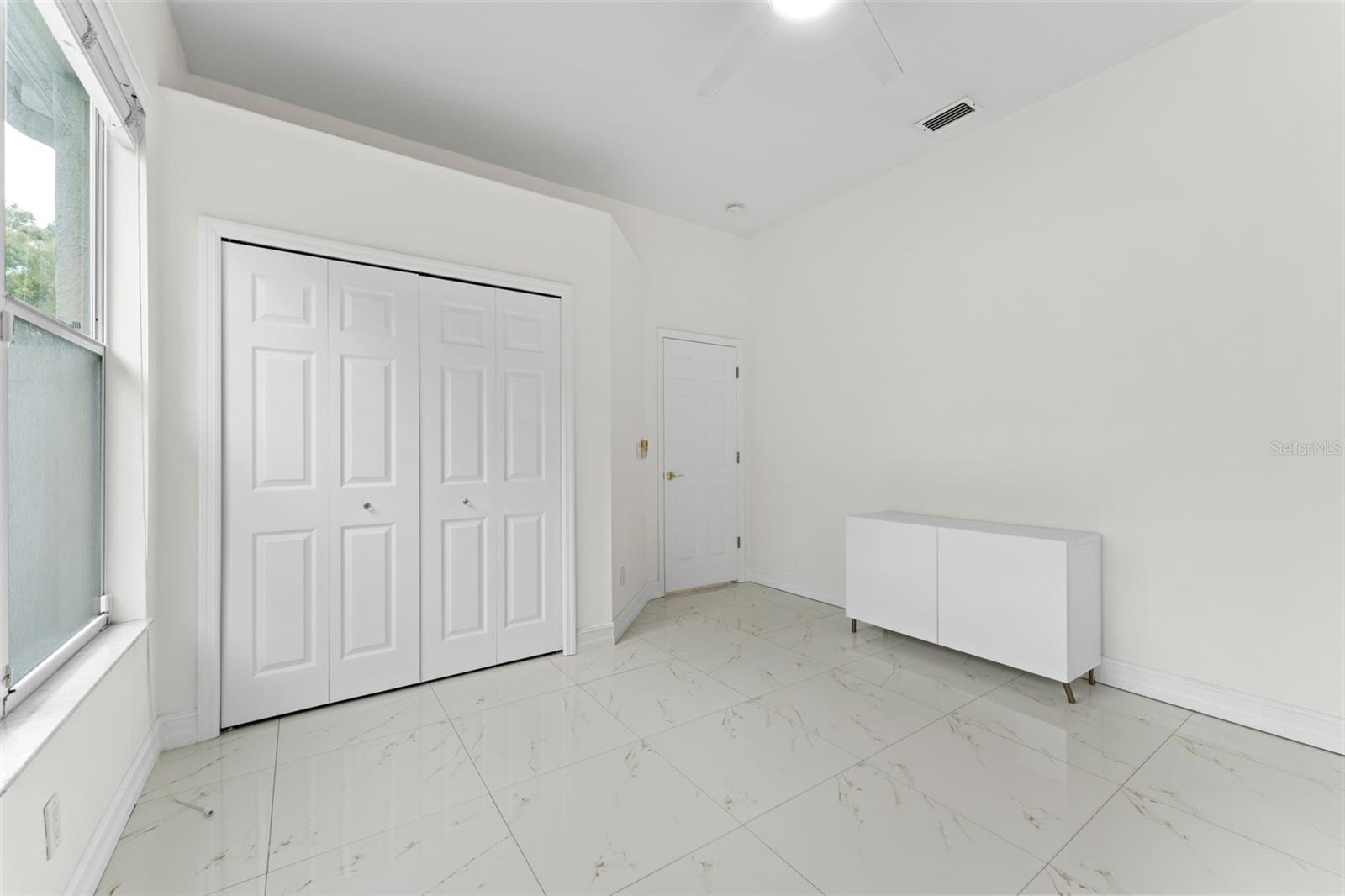 10310 CARROLL COVE PL — photo 25