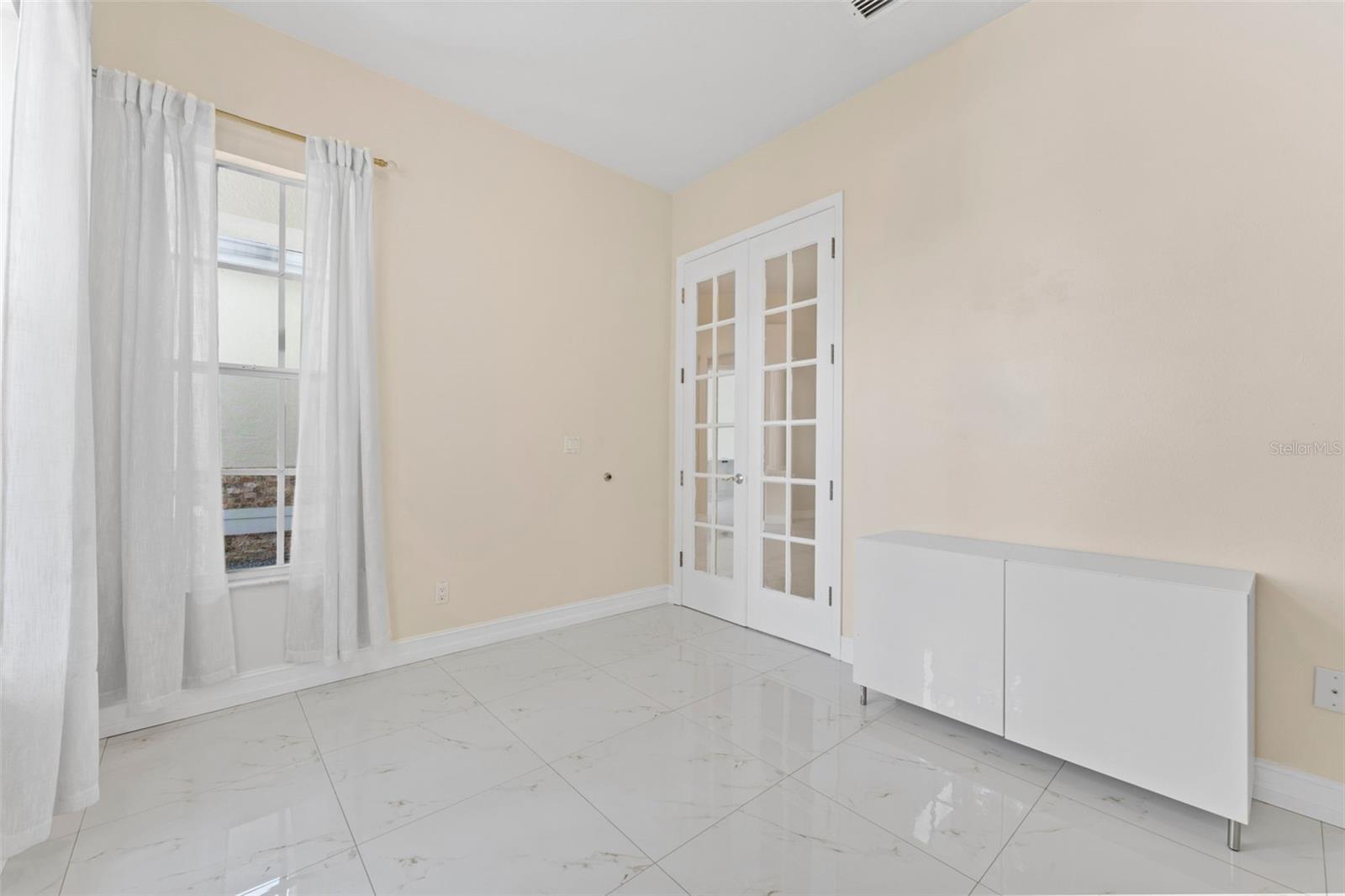 10310 CARROLL COVE PL — photo 34