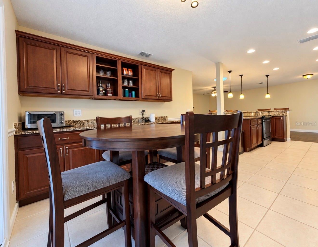 1231 ROSEWOOD ST — photo 25