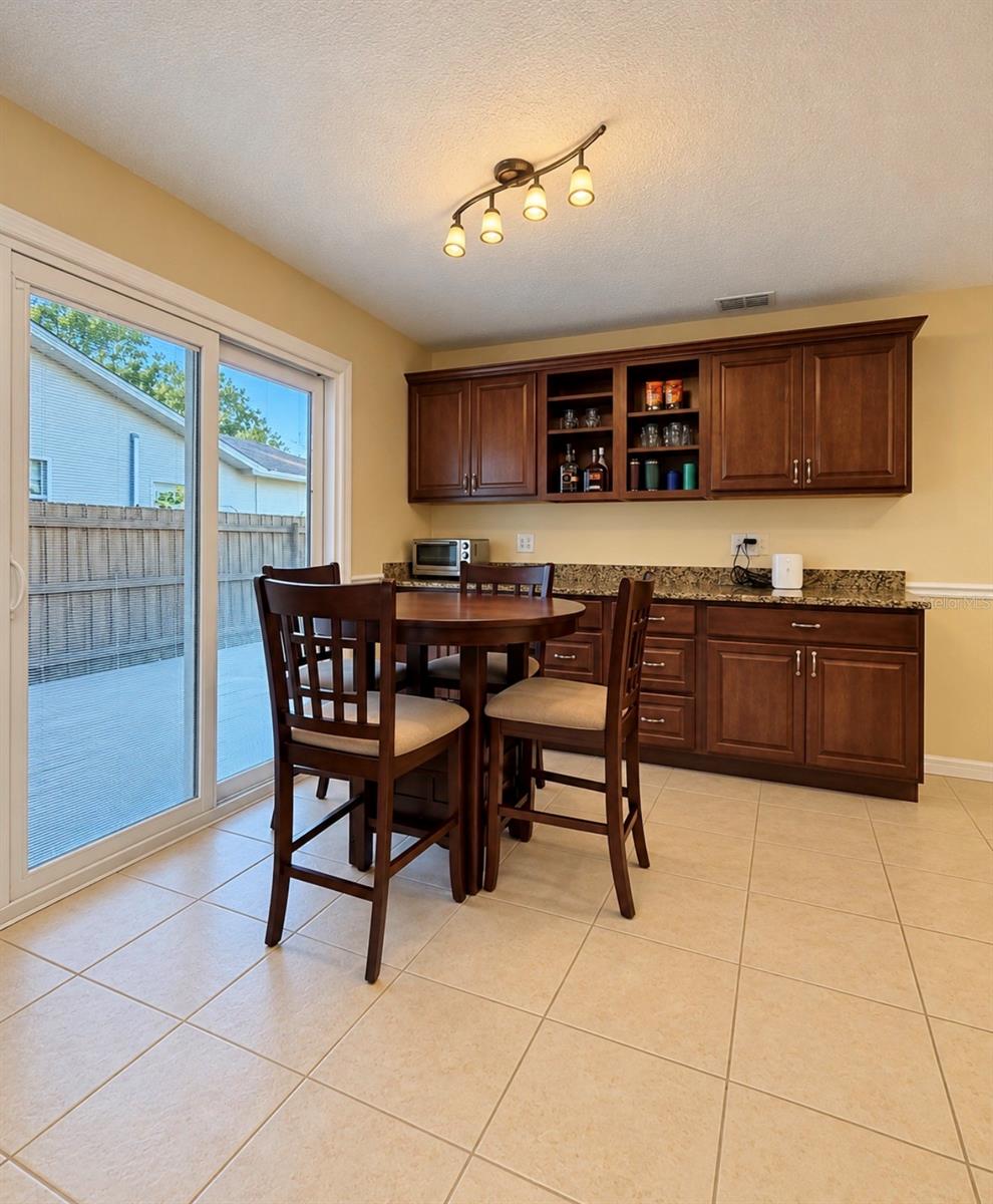1231 ROSEWOOD ST — photo 26
