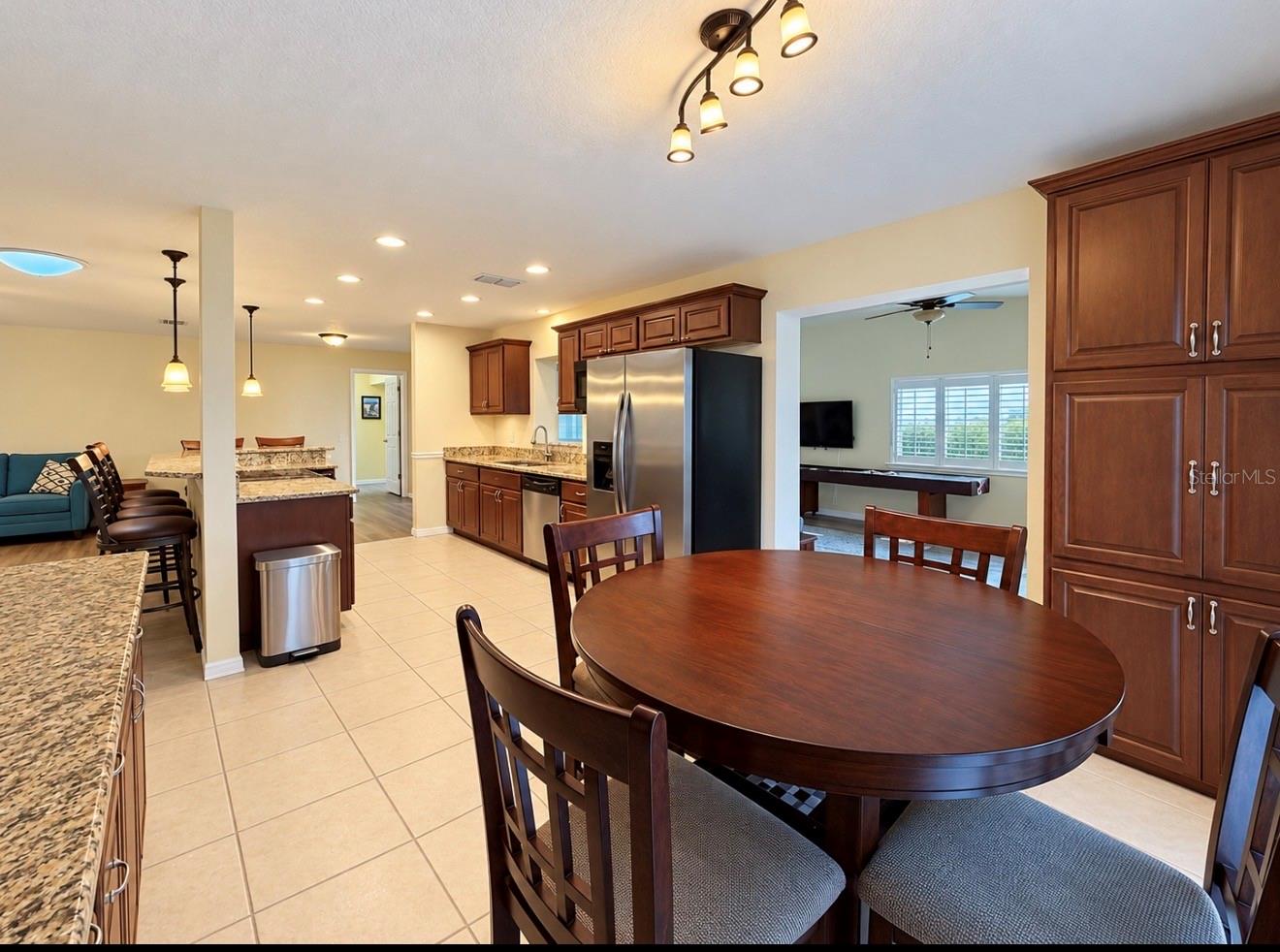 1231 ROSEWOOD ST — photo 24
