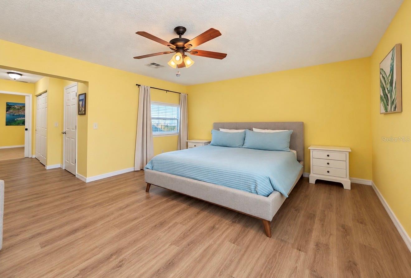 1231 ROSEWOOD ST — photo 37