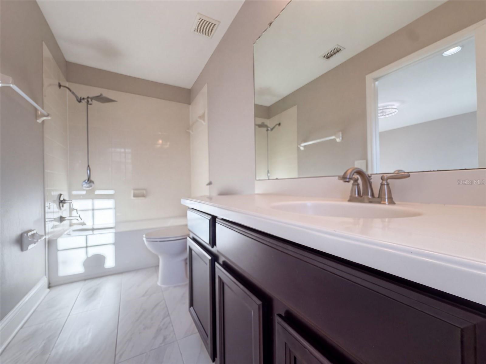 12424 BELCROFT DR — photo 24