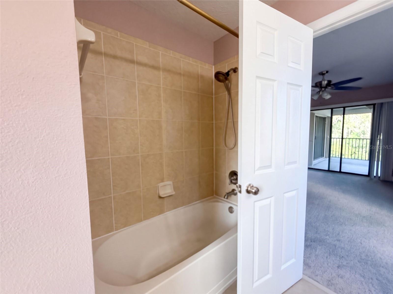 12424 BELCROFT DR — photo 21