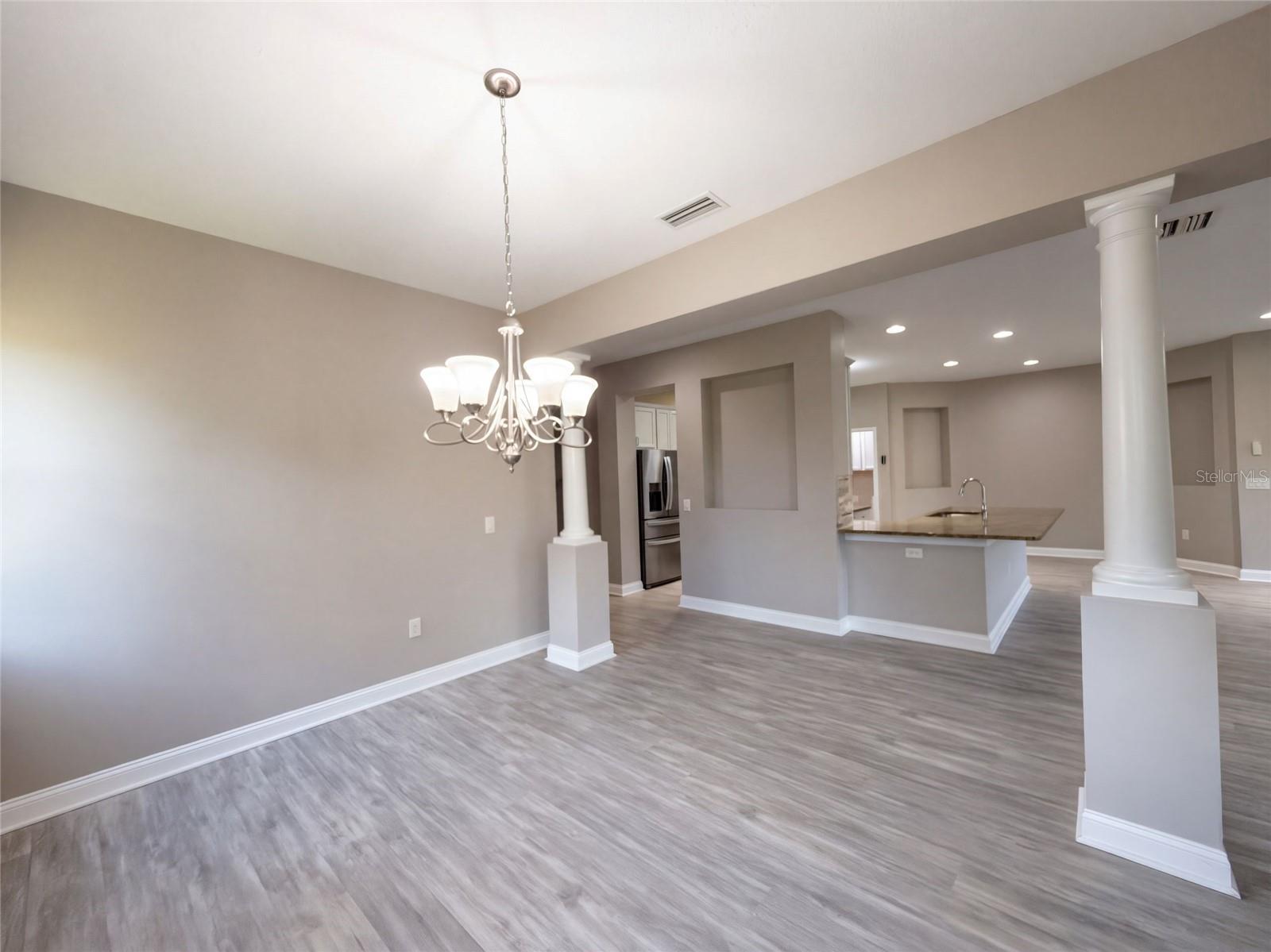 12424 BELCROFT DR — photo 15