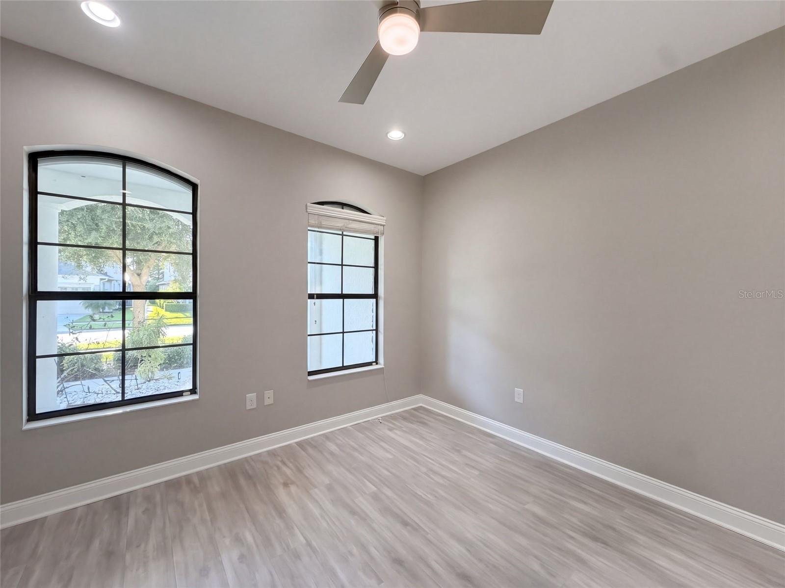 12424 BELCROFT DR — photo 12