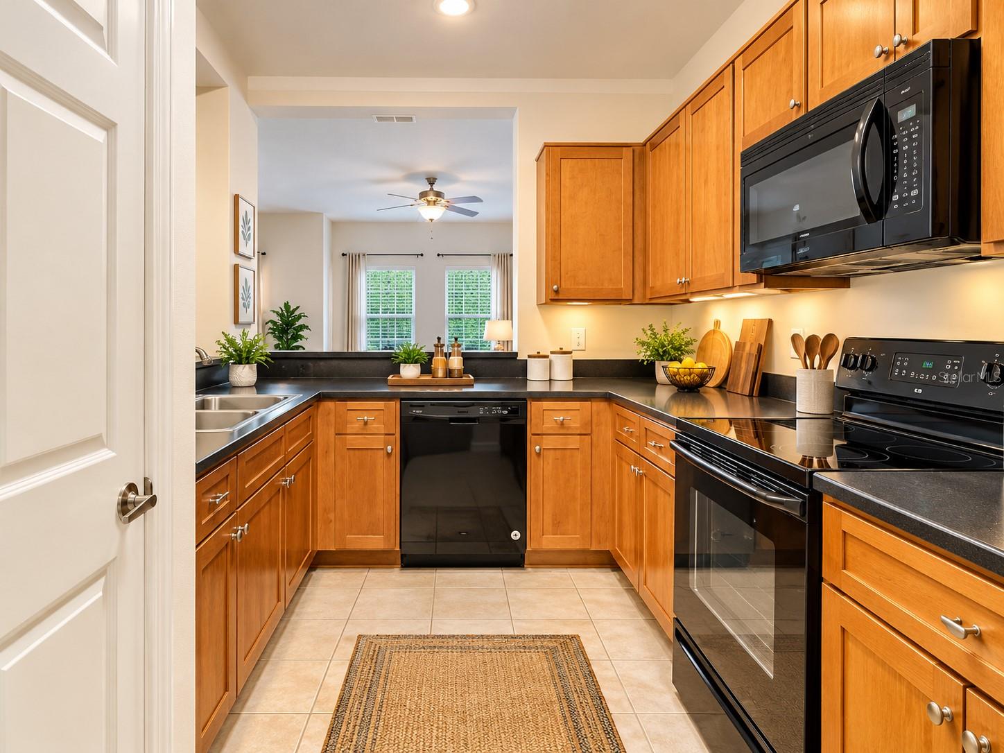 8009 TIPPERARY LN — photo 6