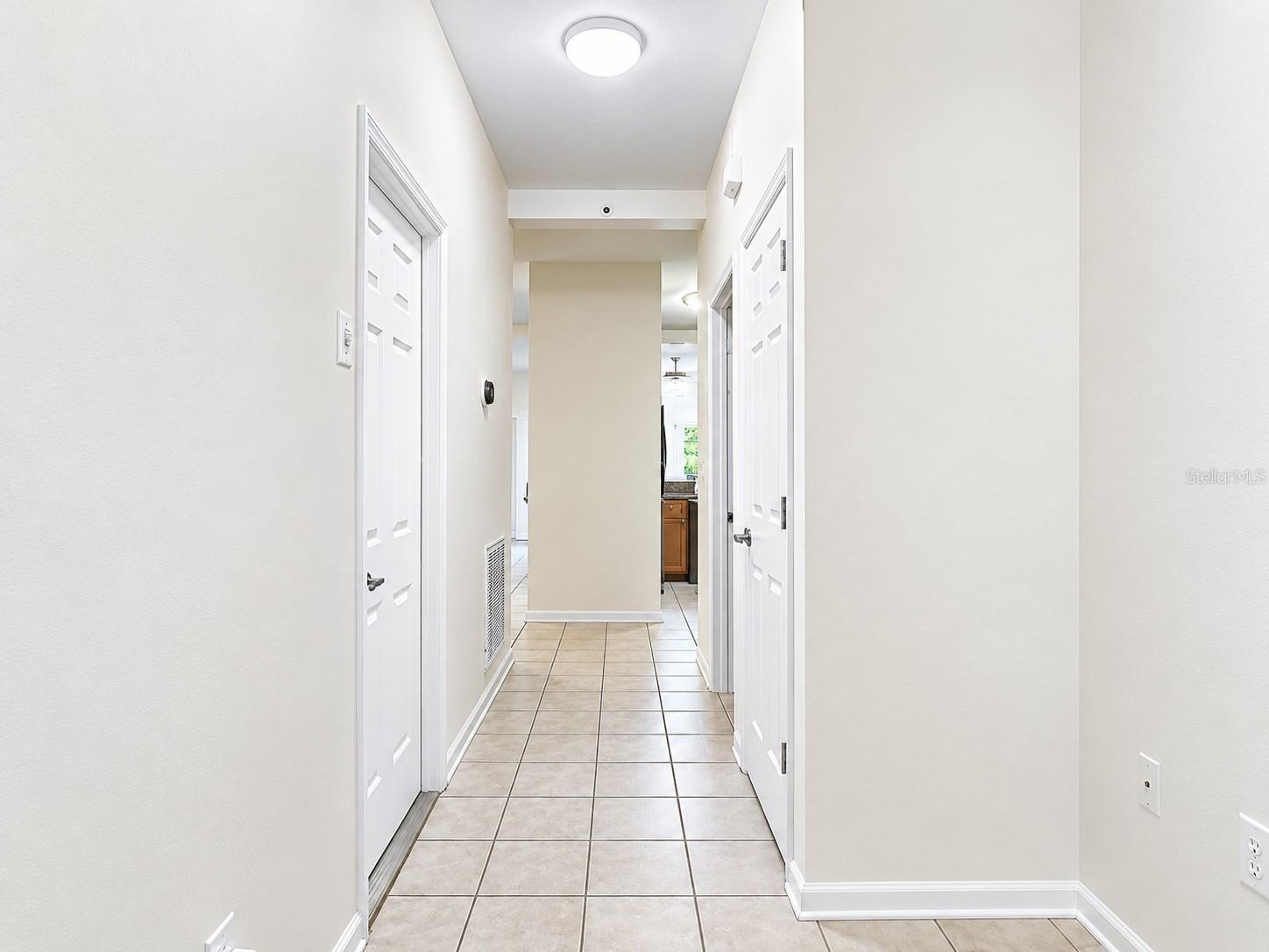 8009 TIPPERARY LN — photo 8