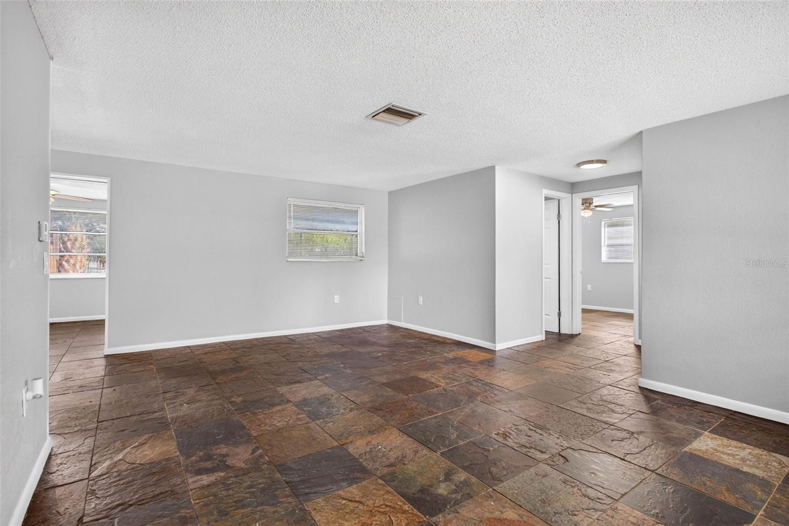6239 STONE RD — photo 4