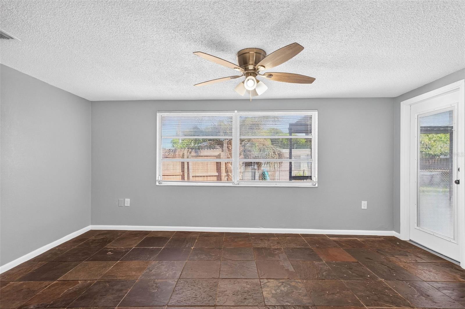 6239 STONE RD — photo 13