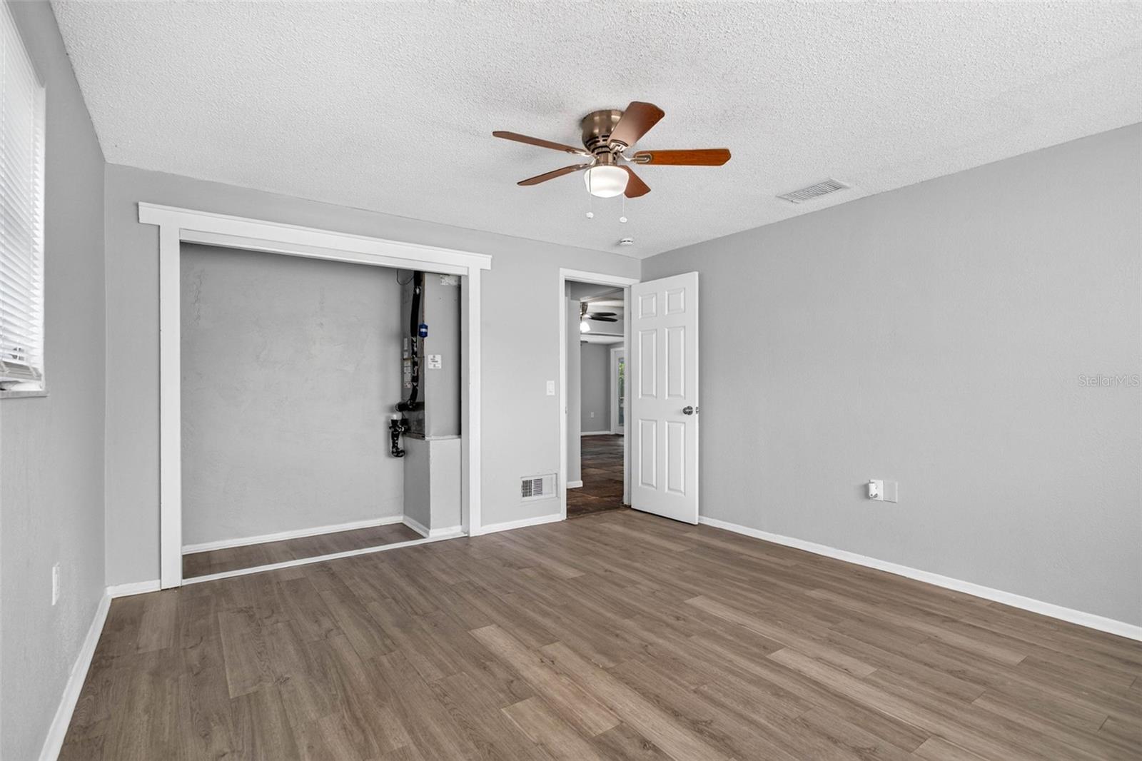 6239 STONE RD — photo 26
