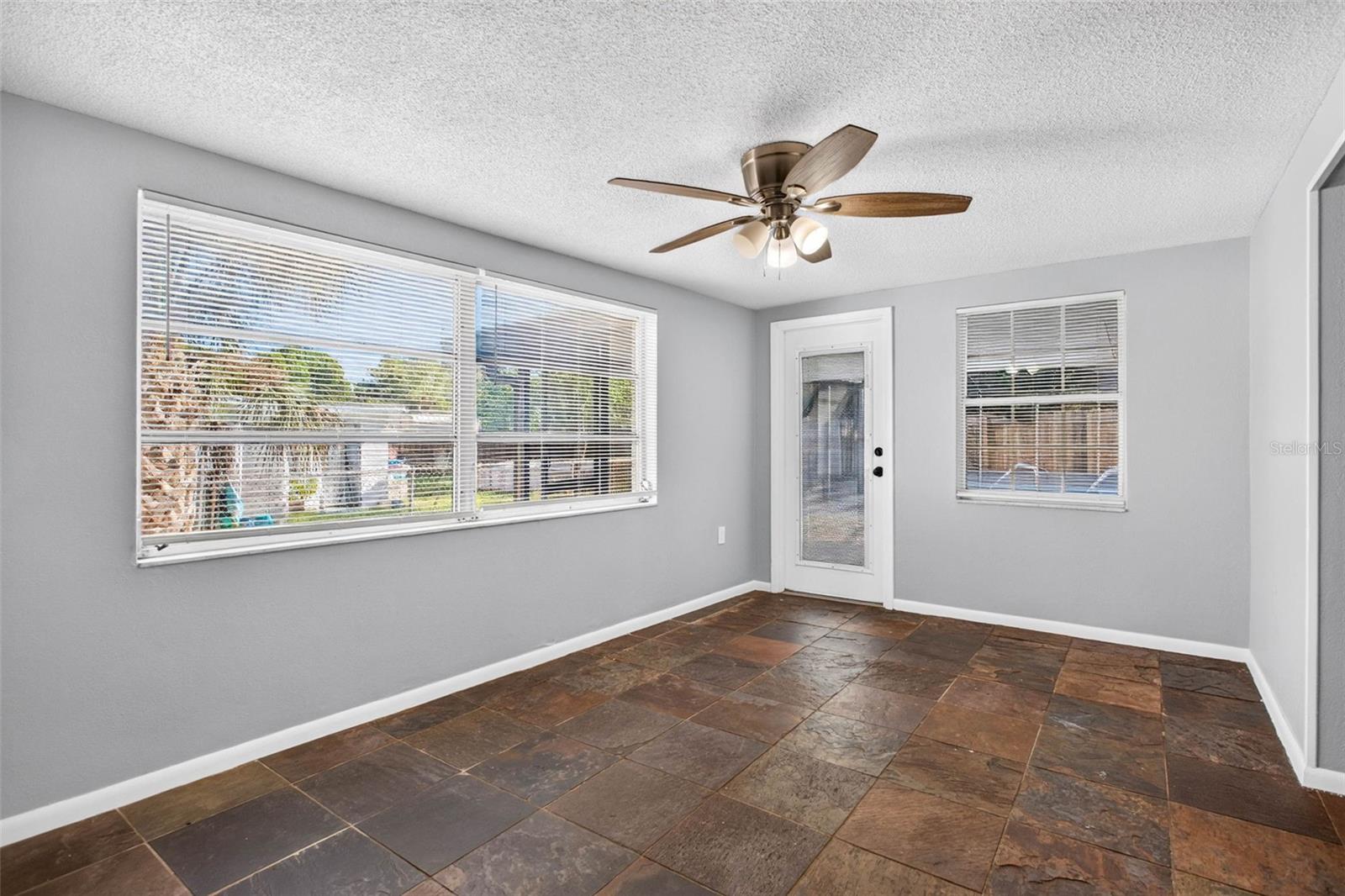 6239 STONE RD — photo 14