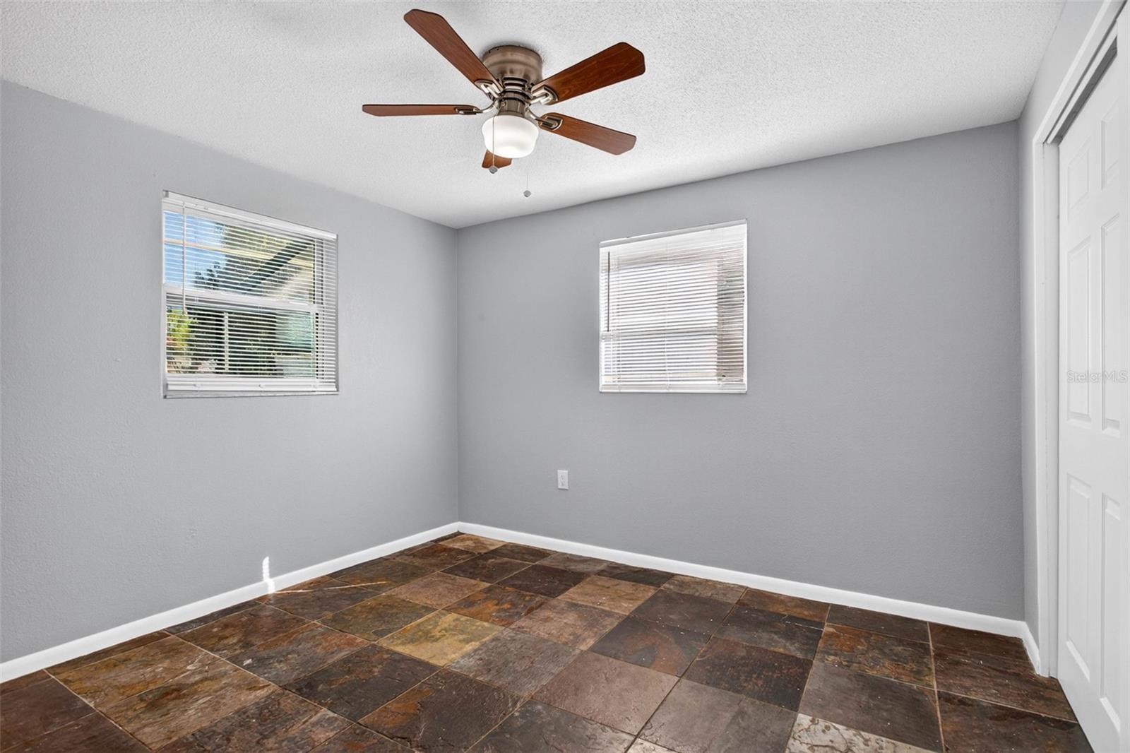 6239 STONE RD — photo 27