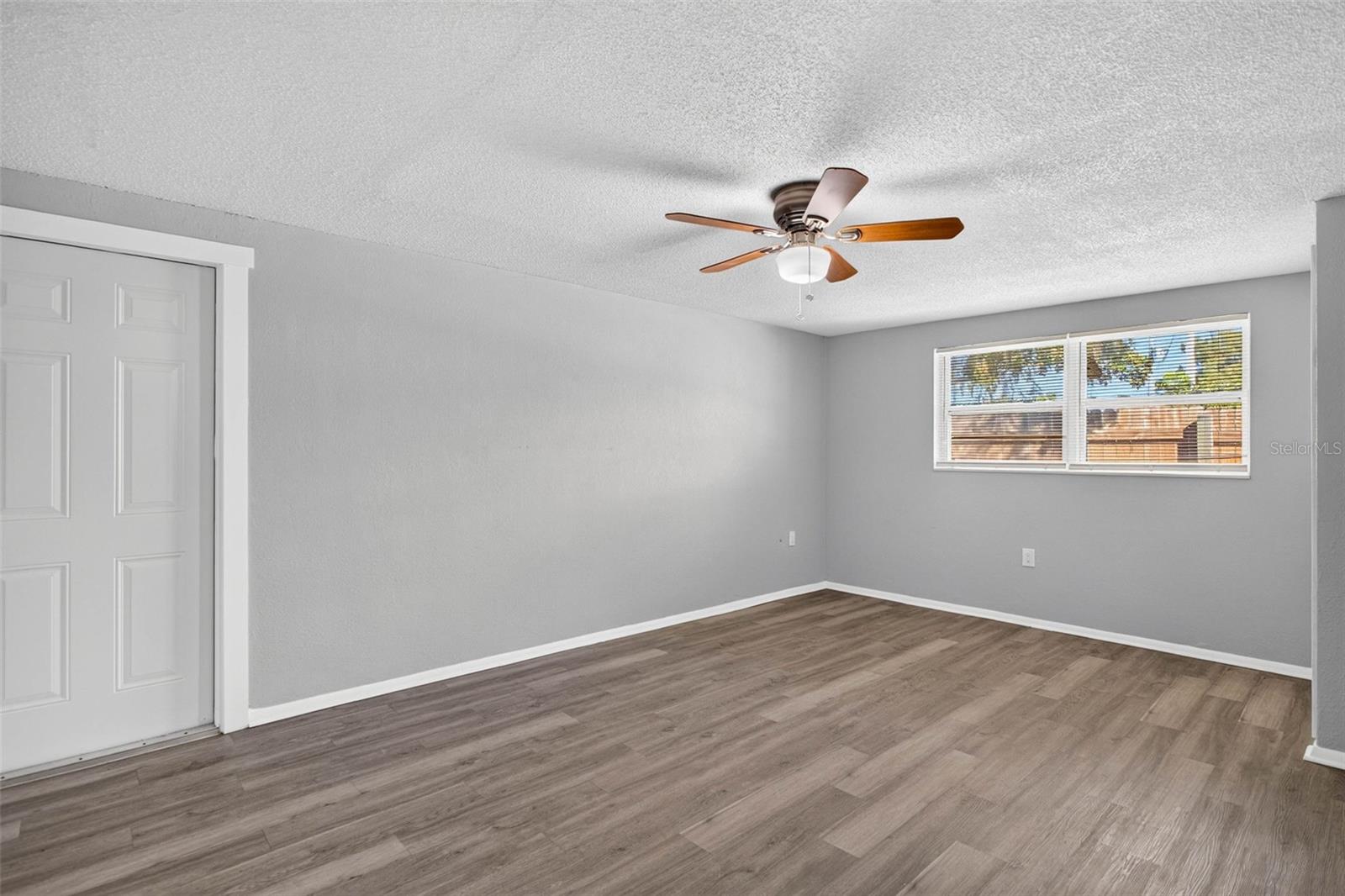 6239 STONE RD — photo 16
