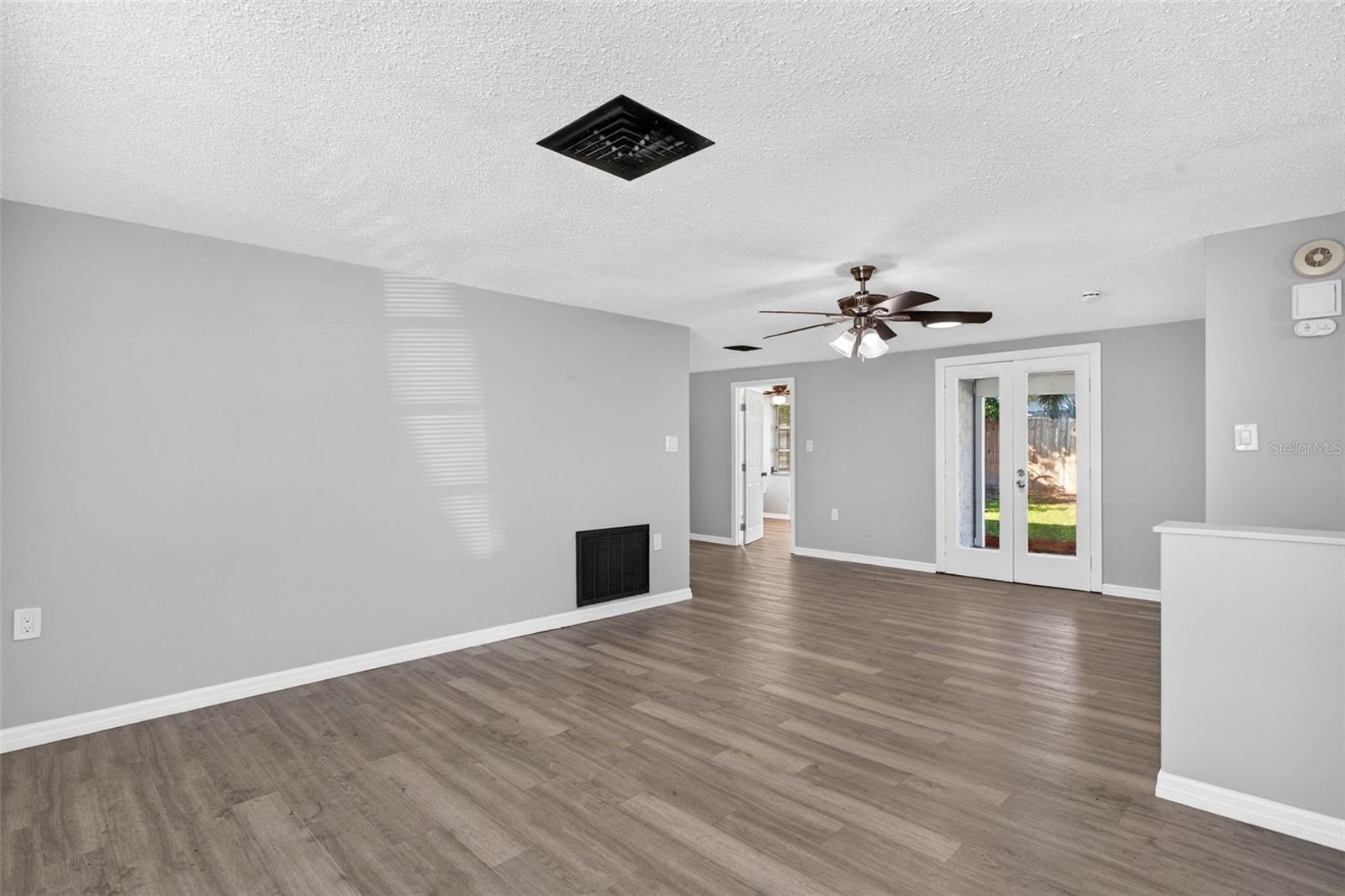 9005 COLLAGE LN — photo 5