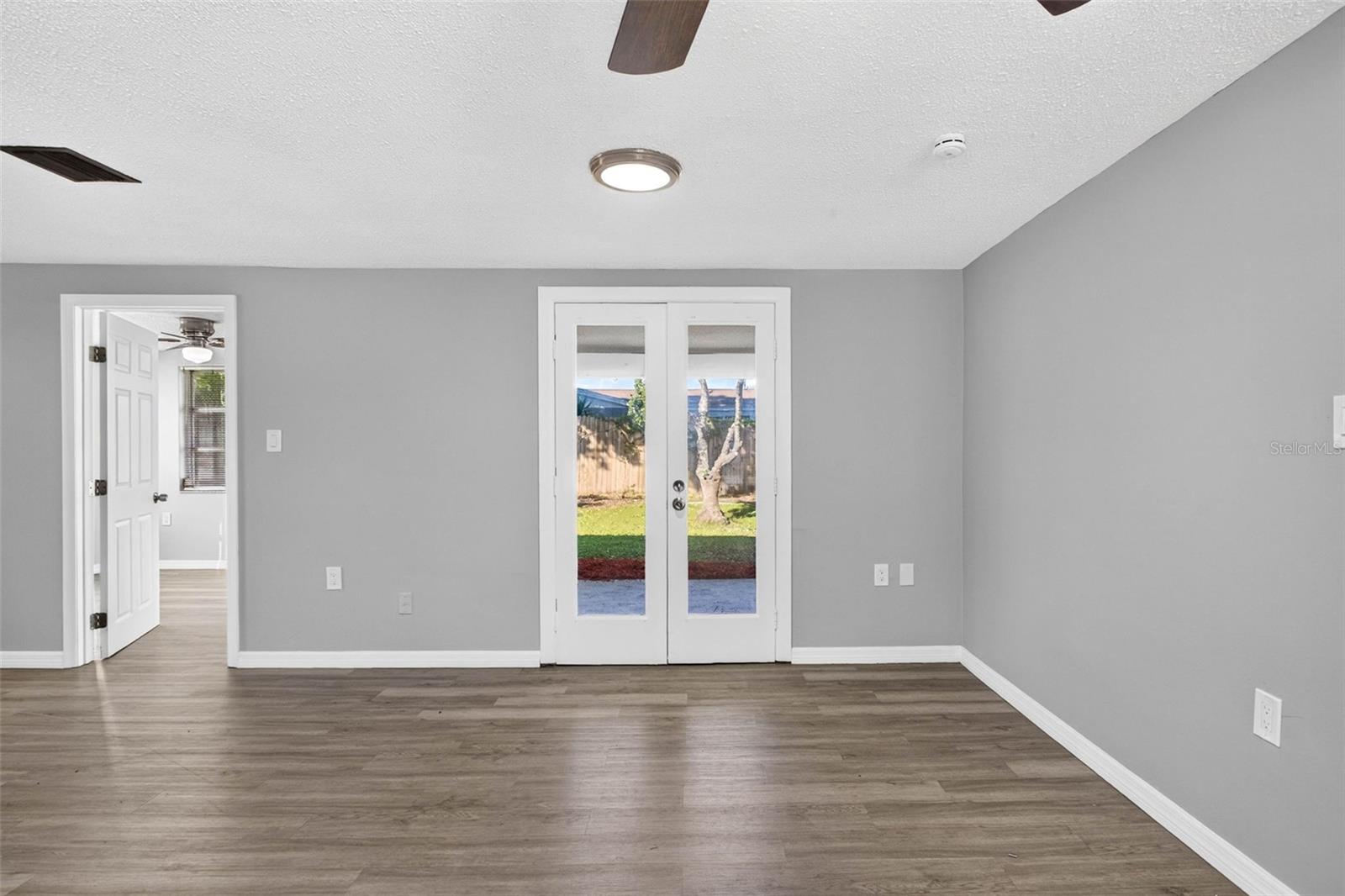 9005 COLLAGE LN — photo 8