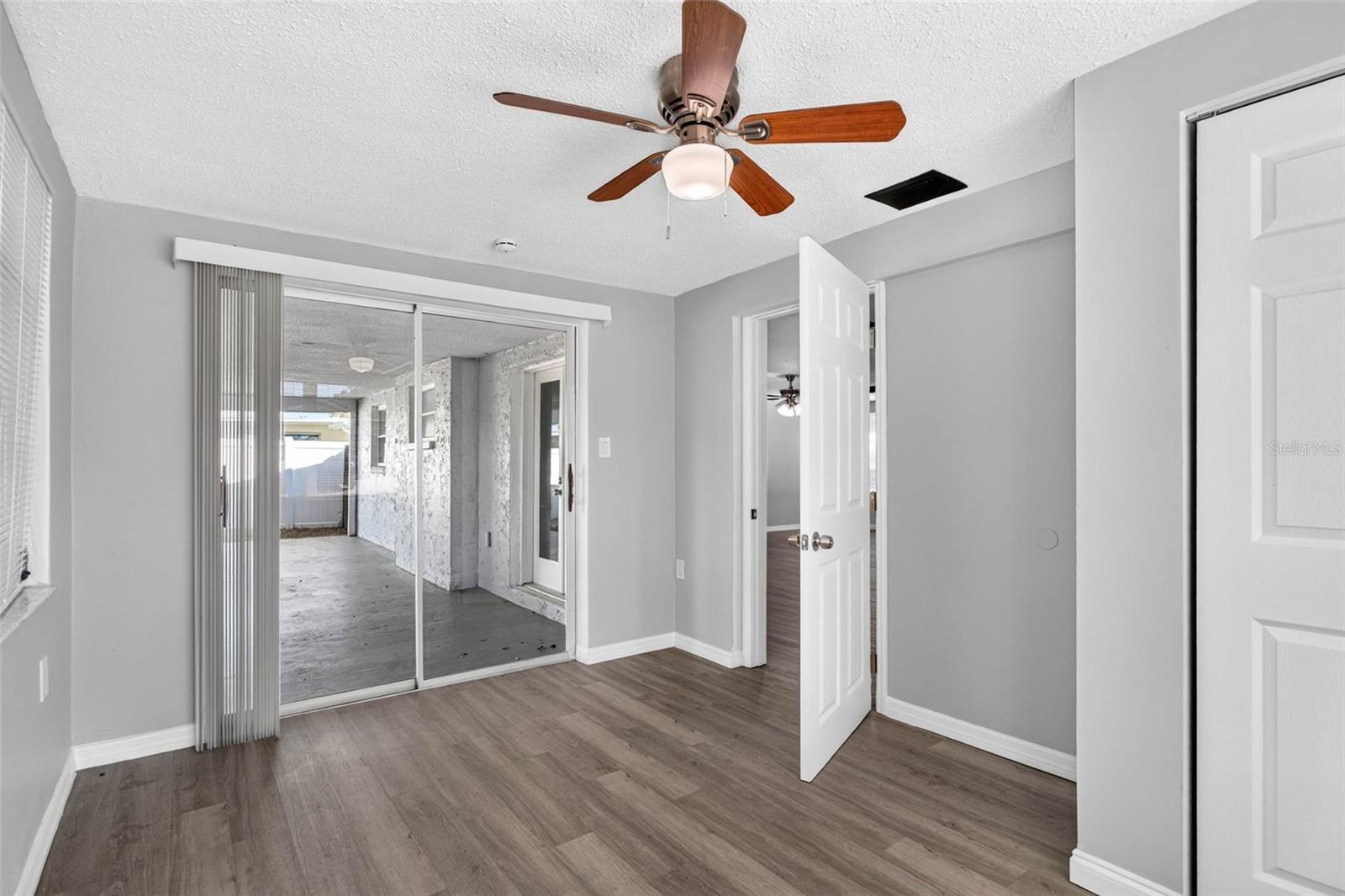 9005 COLLAGE LN — photo 14