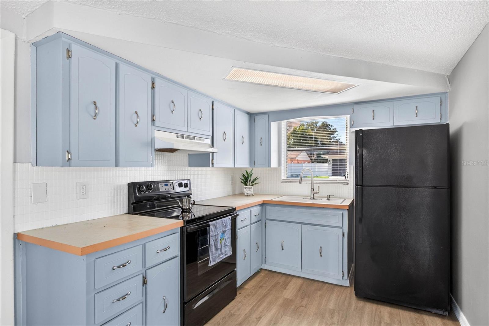 9005 COLLAGE LN — photo 12