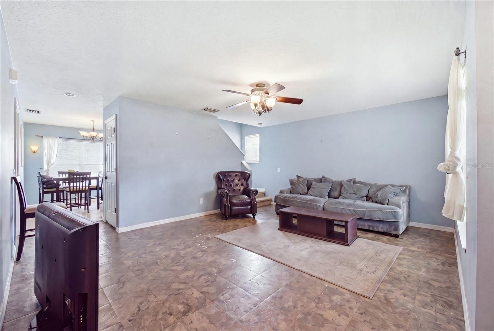 8713 PERSEA CT — photo 5