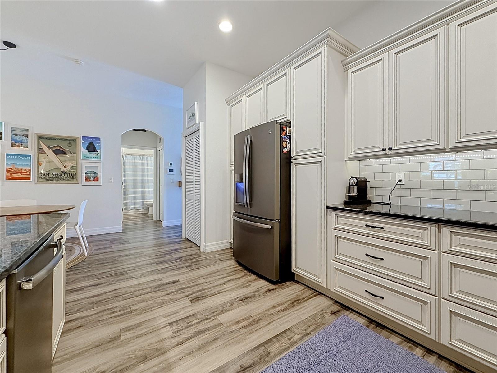 501 FRANCES ST — photo 9