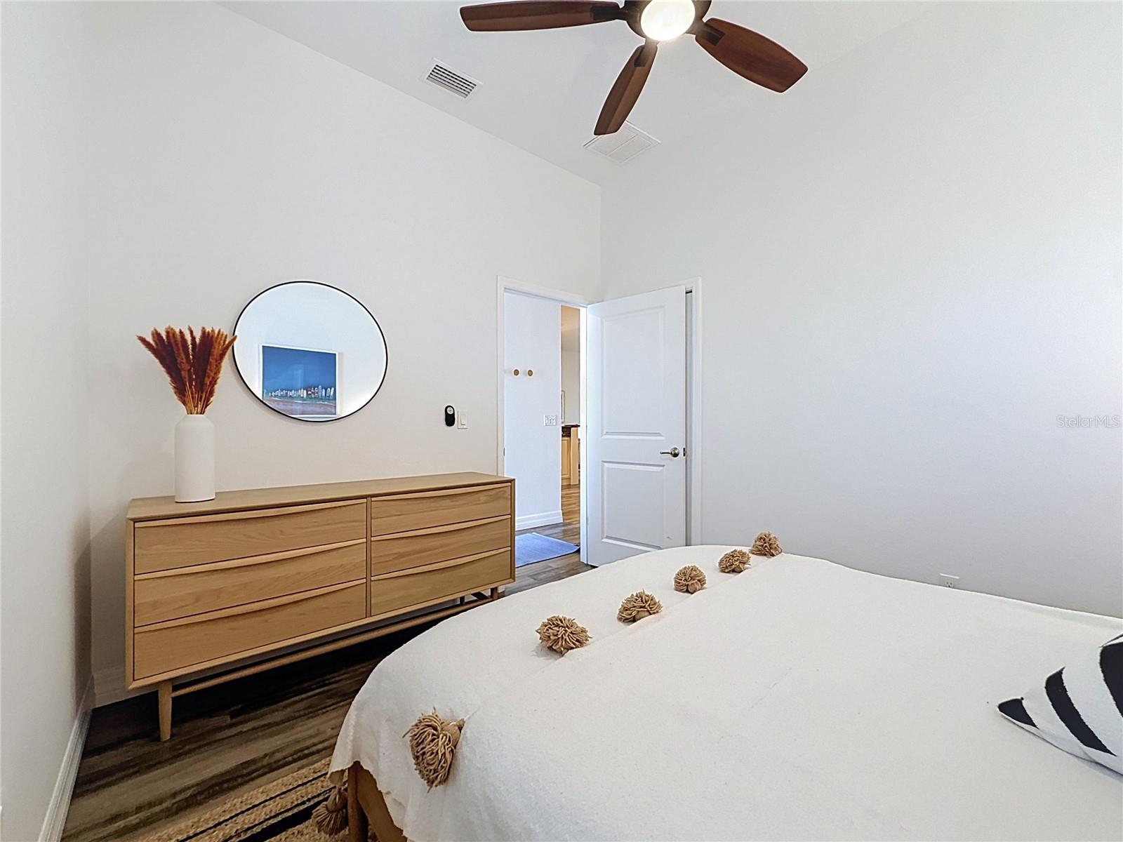 501 FRANCES ST — photo 32