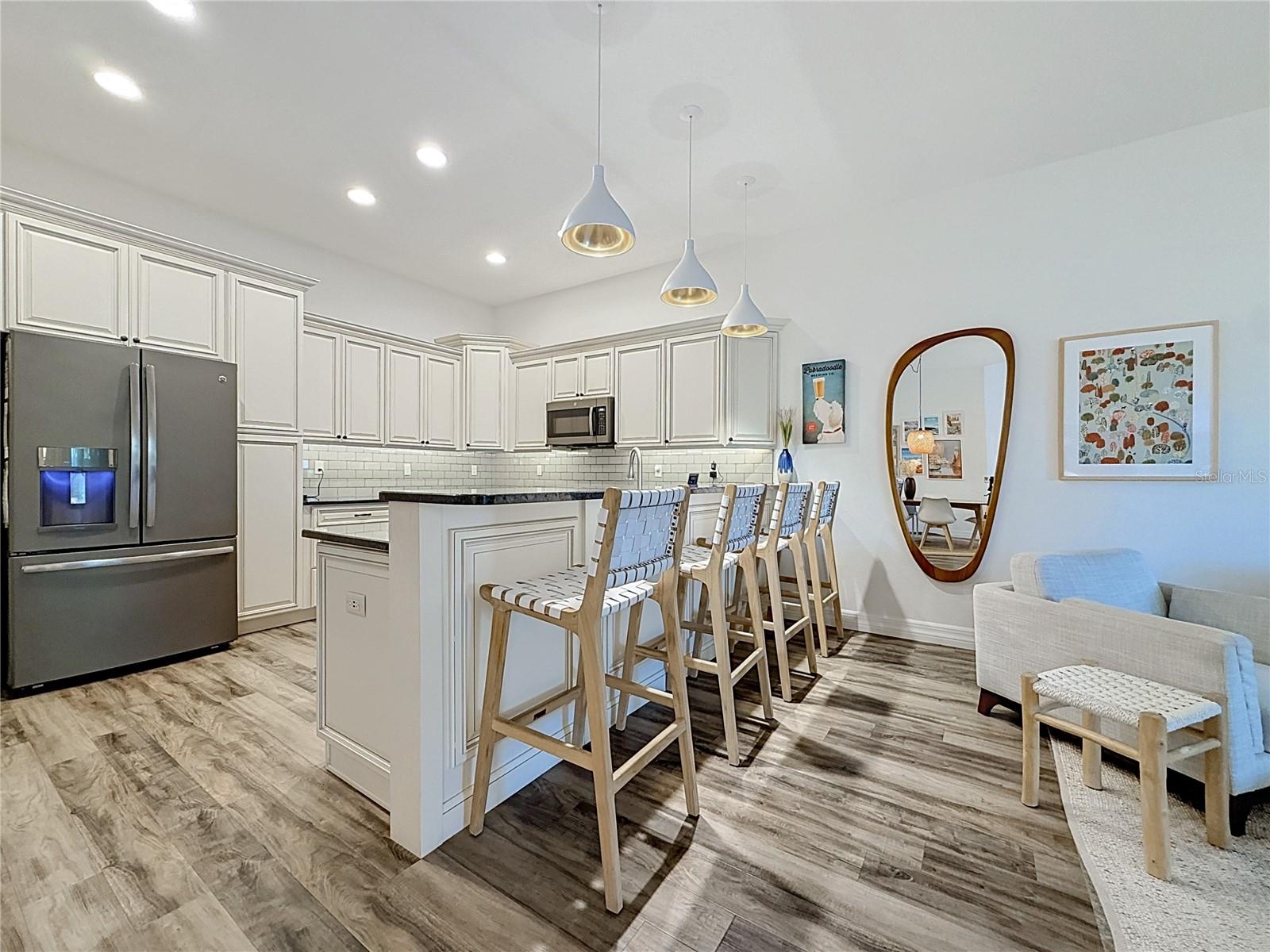 501 FRANCES ST — photo 16