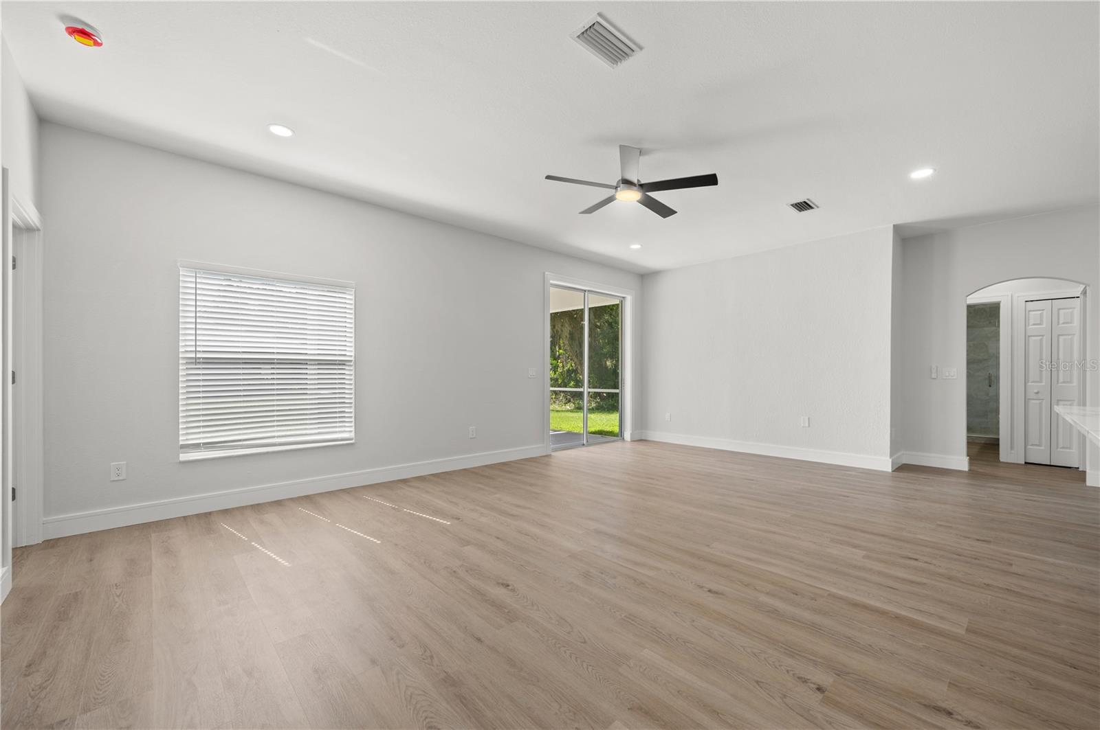 2707 SALLY LN — photo 25