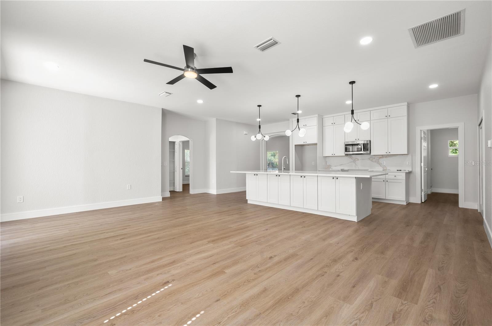 2707 SALLY LN — photo 13