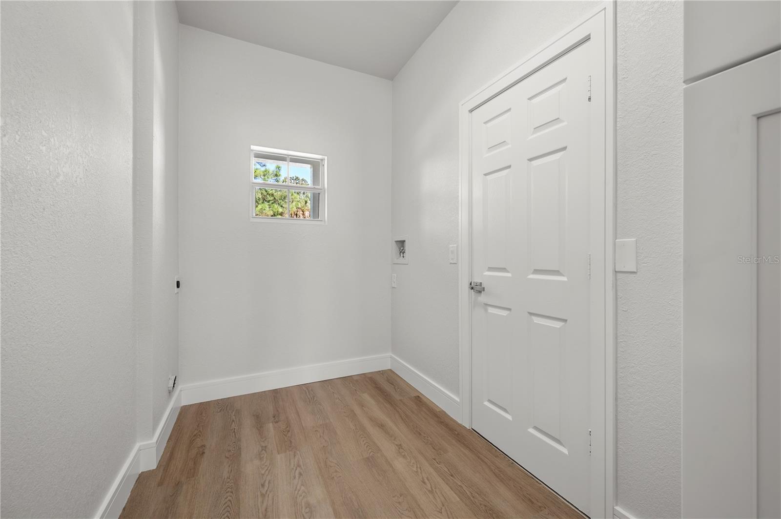 2707 SALLY LN — photo 27