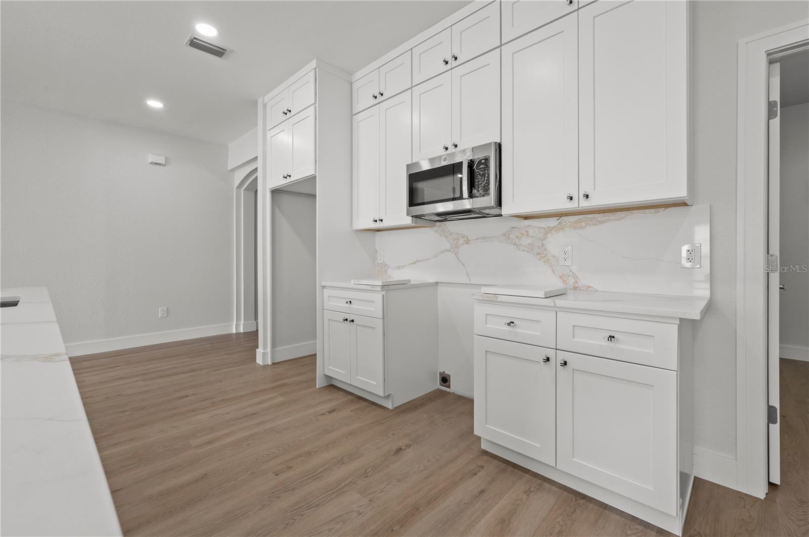 2707 SALLY LN — photo 21