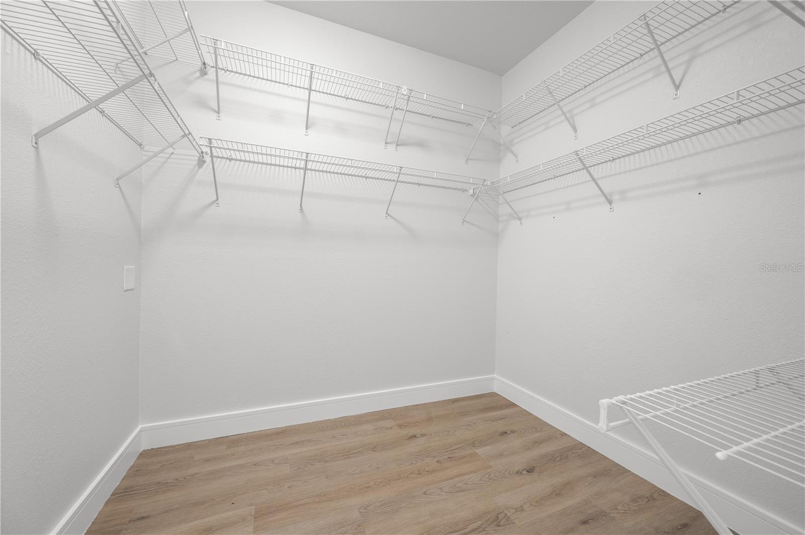 2707 SALLY LN — photo 31