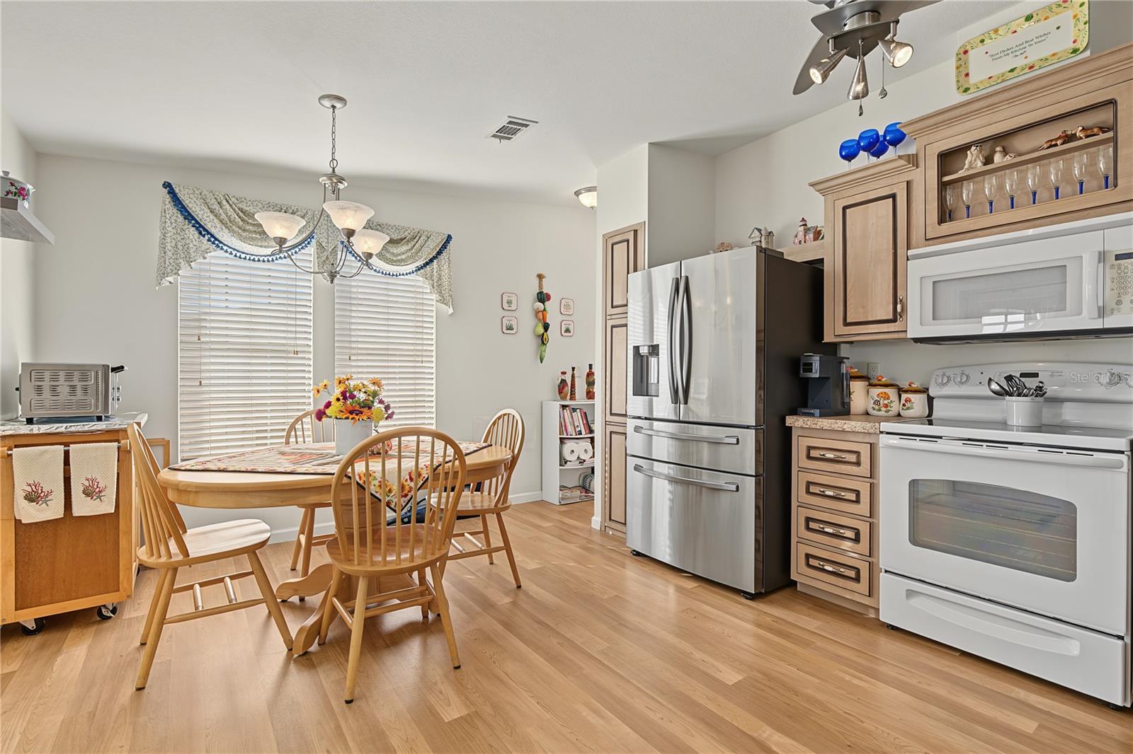 37633 COREY LEWIS AVE — photo 17