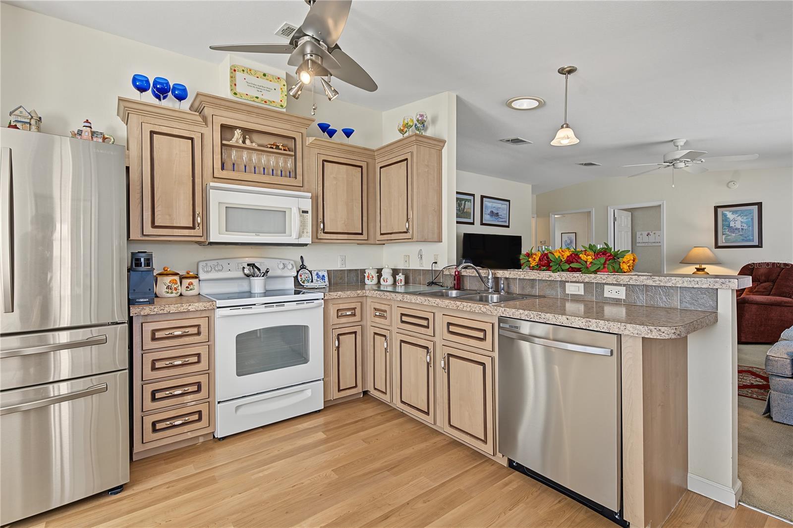37633 COREY LEWIS AVE — photo 4