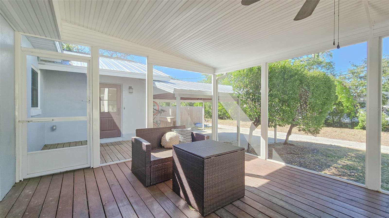 515 34TH AVE NE — photo 36