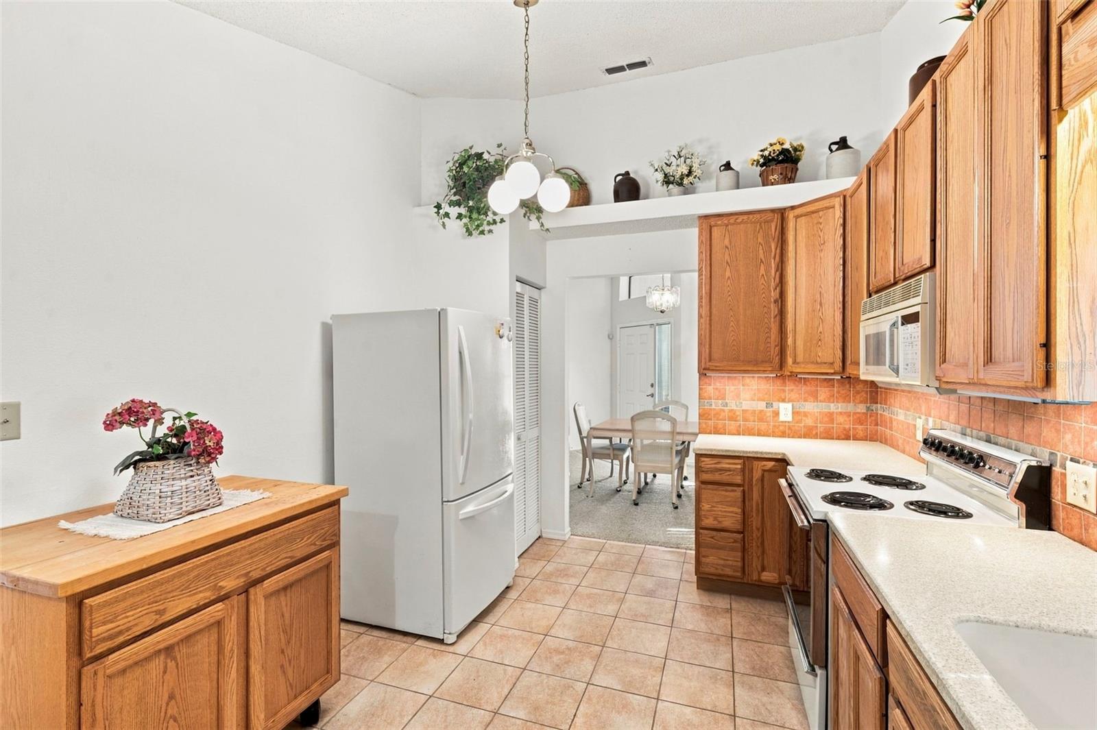 9108 BASSETT LN — photo 16