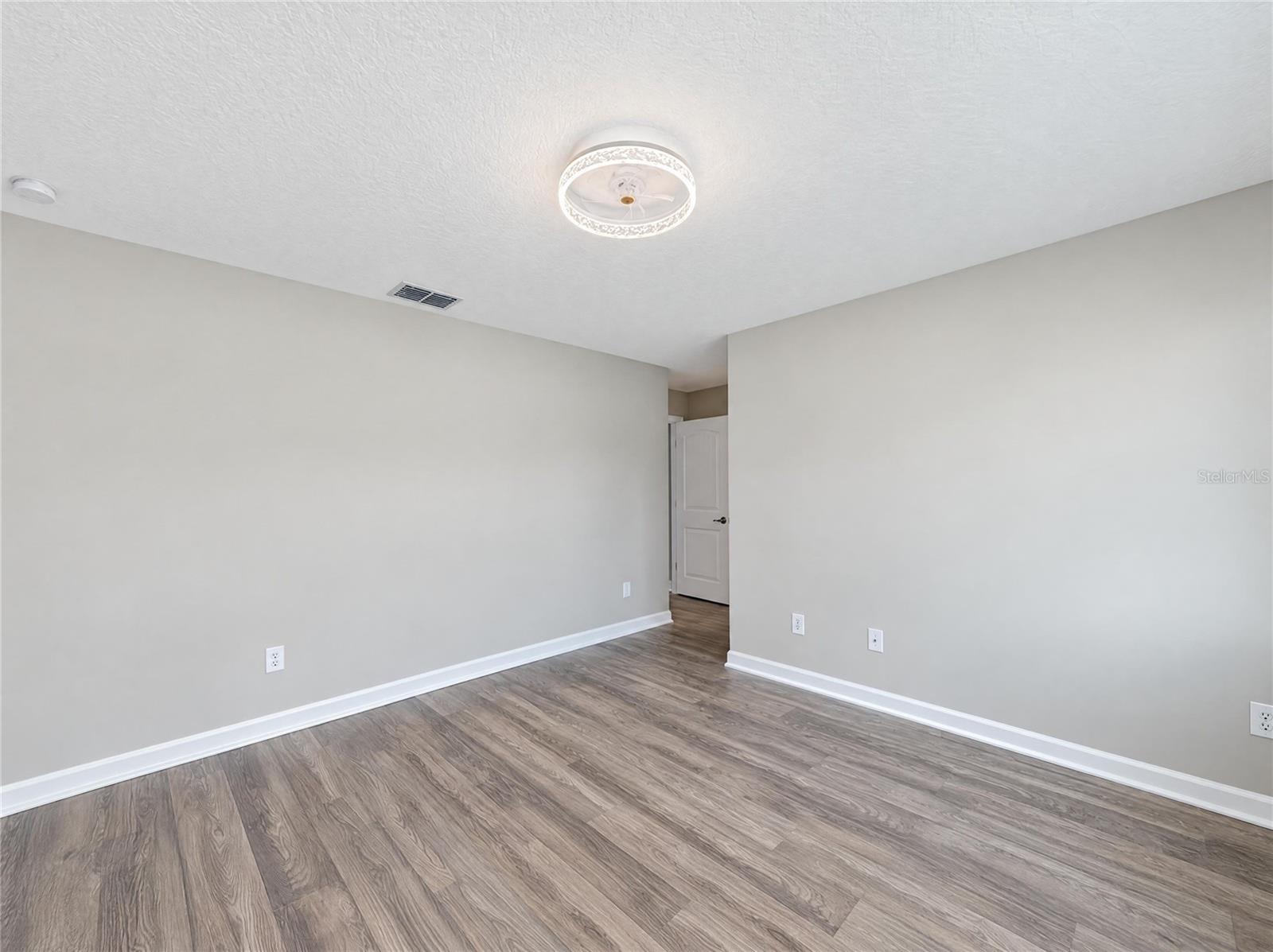 6244 ENGLISH HOLLOW RD — photo 17