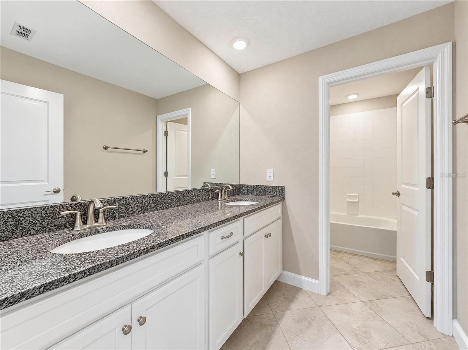 6244 ENGLISH HOLLOW RD — photo 24