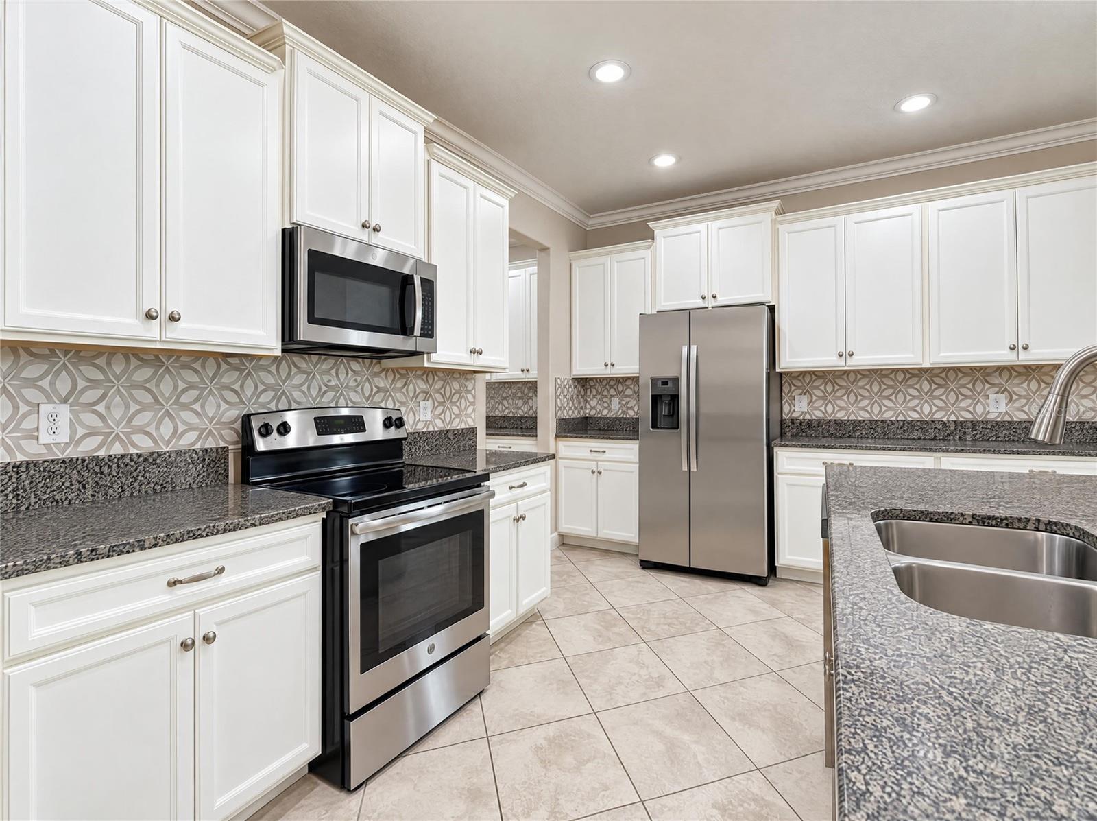 6244 ENGLISH HOLLOW RD — photo 8