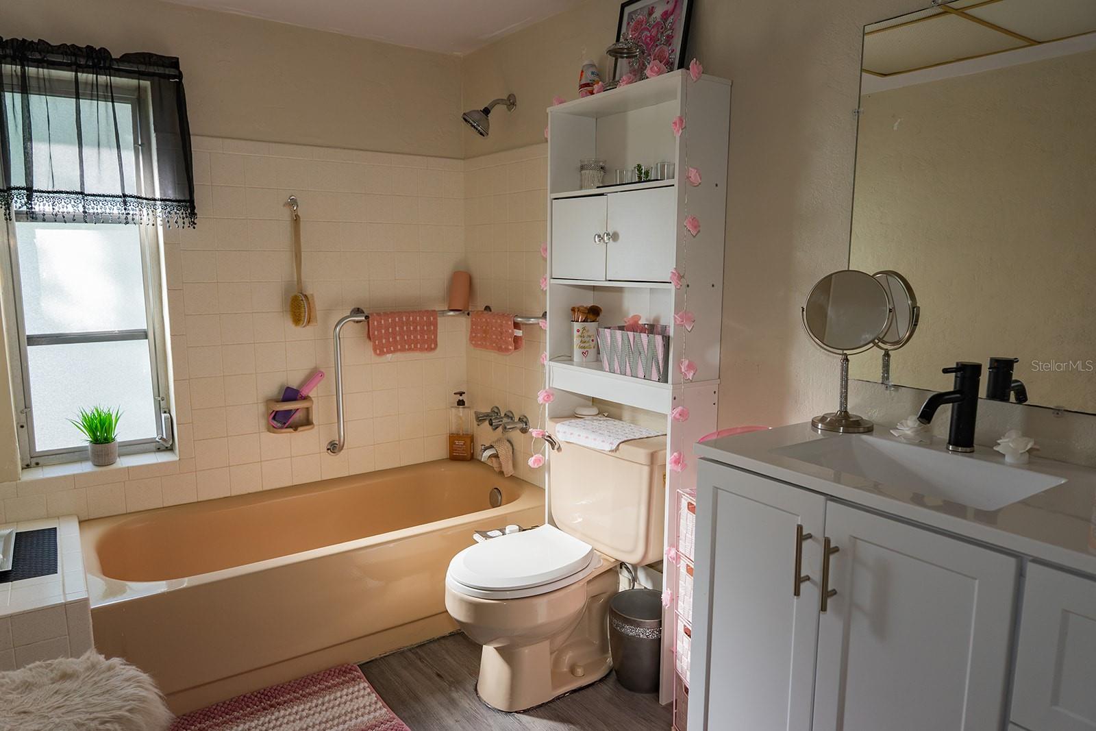 3928 GRAYTON DR — photo 12